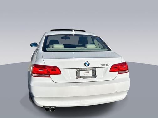 2008 BMW 328 328i