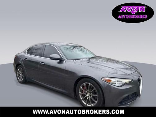 Stromboli Gray Metallic 2018 Alfa Romeo Giulia Base