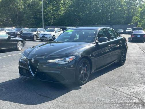 2017 Alfa Romeo Giulia Ti