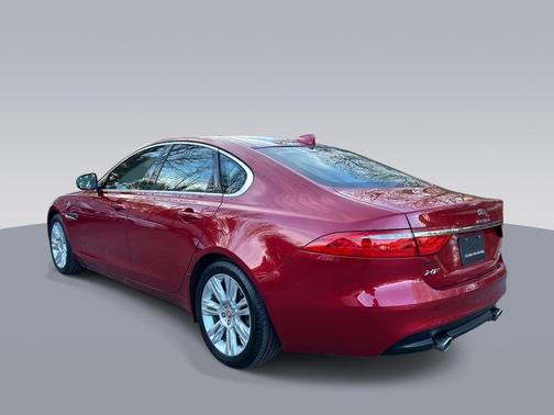 2017 Jaguar XF 35t Premium