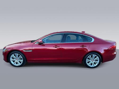 2017 Jaguar XF 35t Premium