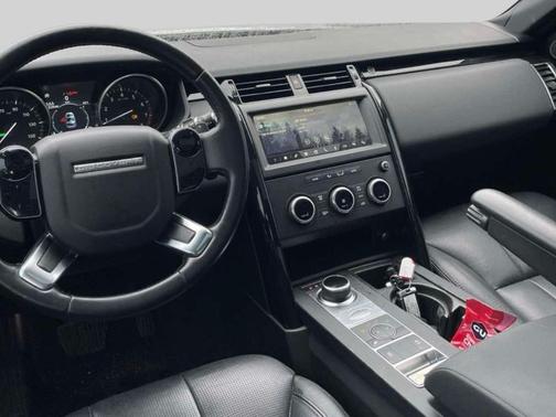 2020 Land Rover Discovery SE