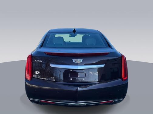 2017 Cadillac XTS Luxury