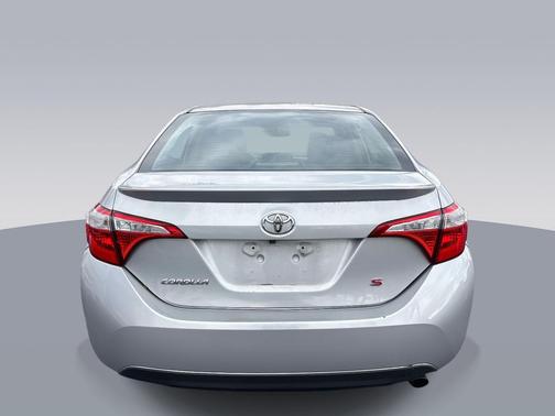 2015 Toyota Corolla S Plus