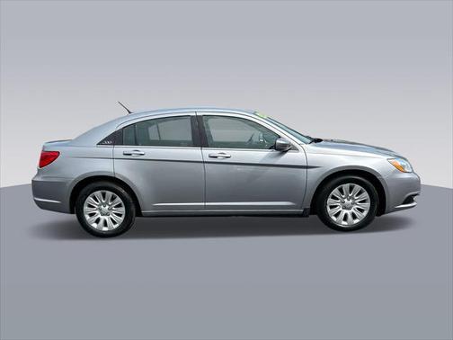2014 Chrysler 200 LX