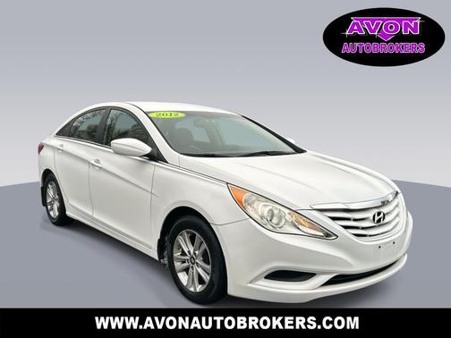 2012 Hyundai SONATA GLS
