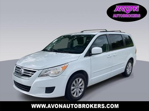 2014 Volkswagen Routan SE