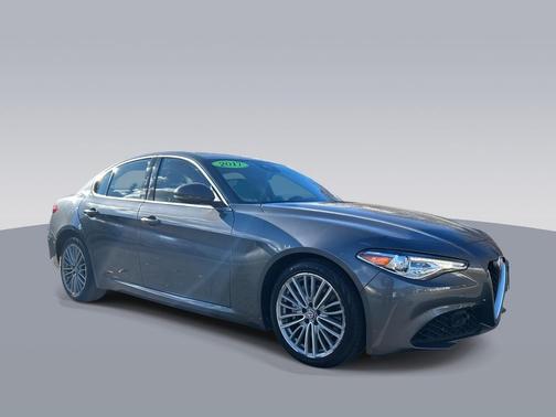 2017 Alfa Romeo Giulia Ti