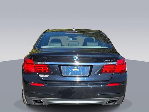 2013 BMW 750 I