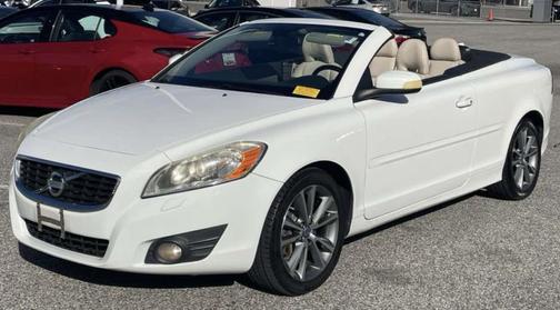 2012 Volvo C70 2dr Conv T5 Premier Plus