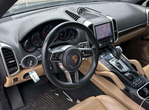 Black 2018 Porsche Cayenne Platinum Edition