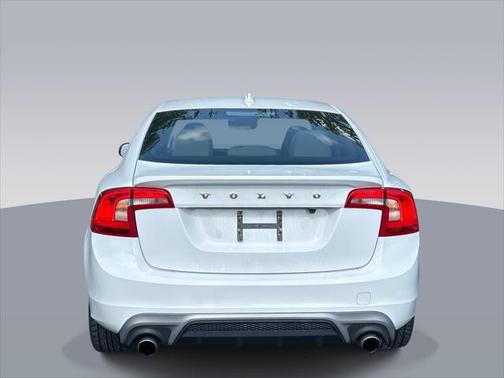 2018 Volvo S60 T5 Dynamic