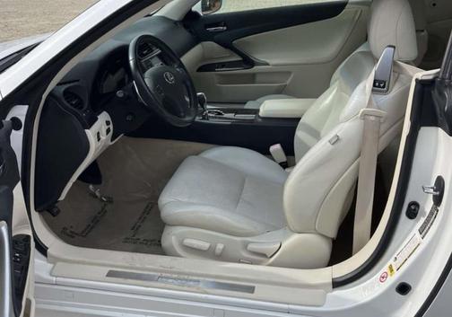 2010 Lexus IS 250C Base