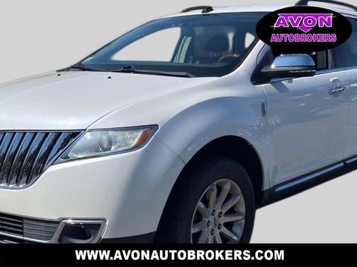 White Platinum Metallic Tri-Coat 2013 Lincoln MKX Base