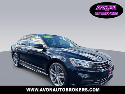 2017 Volkswagen Passat 1.8T R-Line w/Comfort