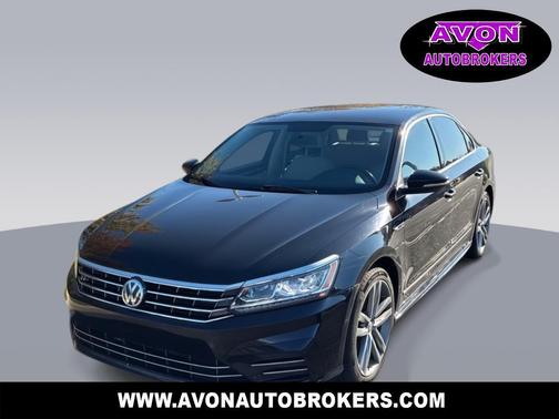 2017 Volkswagen Passat 1.8T R-Line w/Comfort