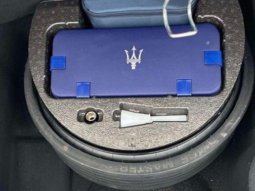 Bianco 2014 Maserati Quattroporte 4dr Sdn Quattroporte GTS