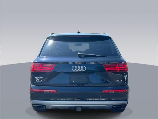 2017 Audi Q7 3.0T Premium