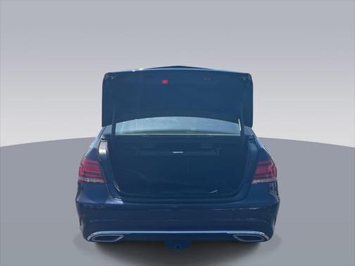 2016 Mercedes-Benz E-Class 4MATIC