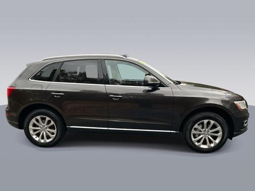 2015 Audi Q5 2.0T Premium Plus