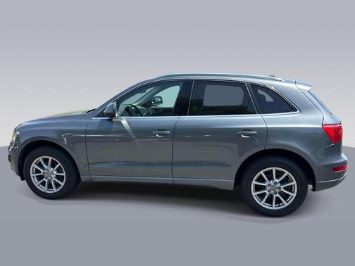 Monsoon Gray Metallic 2012 Audi Q5 2.0T Premium Plus