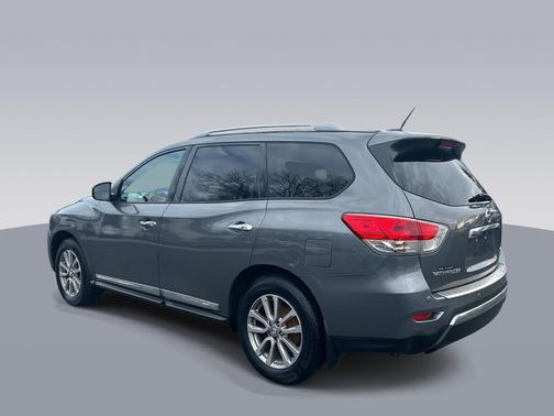 2015 Nissan Pathfinder SL