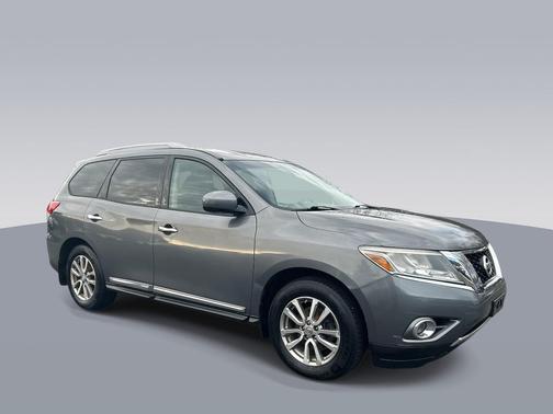 2015 Nissan Pathfinder SL