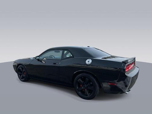 2010 Dodge Challenger SRT8