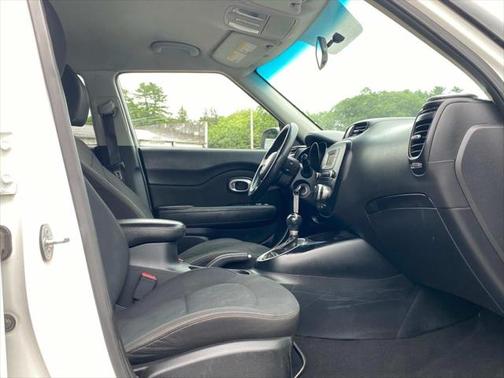 2014 Kia Soul Base