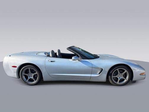 1999 Chevrolet Corvette Base