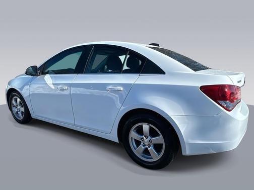 2015 Chevrolet Cruze 1LT