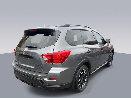 2019 Nissan Pathfinder SV