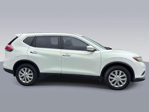Moonlight White 2014 Nissan Rogue S