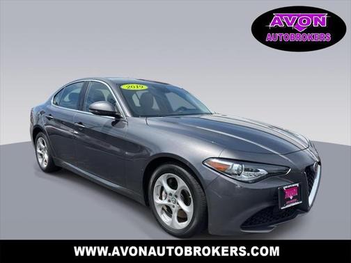 2019 Alfa Romeo Giulia Base