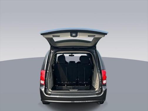 2016 Dodge Grand Caravan AVP/SE