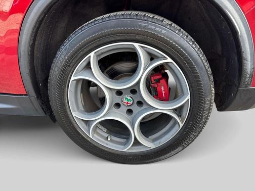 2018 Alfa Romeo Stelvio Ti