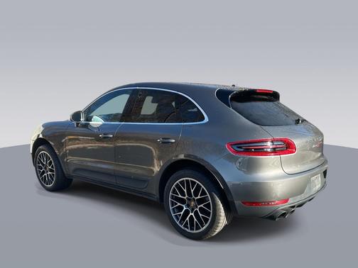2015 Porsche Macan S