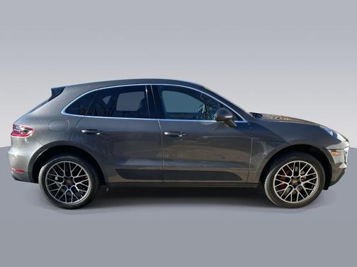2015 Porsche Macan S