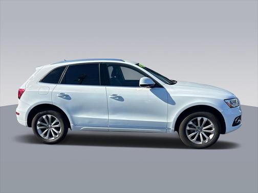 2016 Audi Q5 2.0T Premium