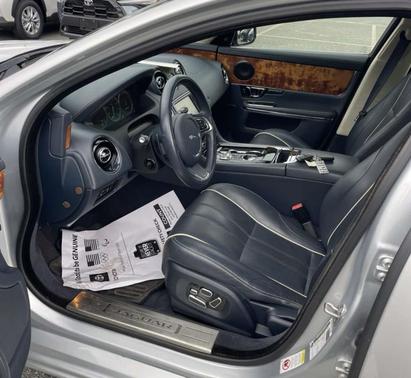 2014 Jaguar XJ XJL Portfolio