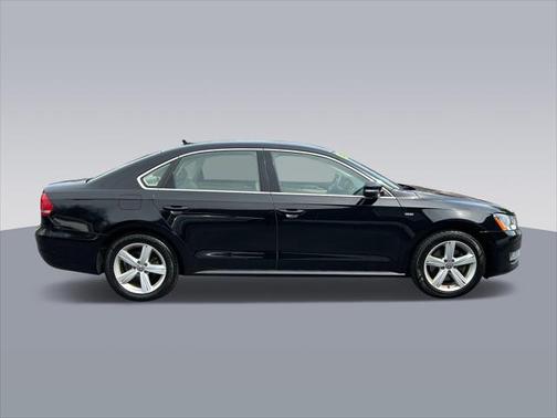 2015 Volkswagen Passat 1.8T Limited Edition