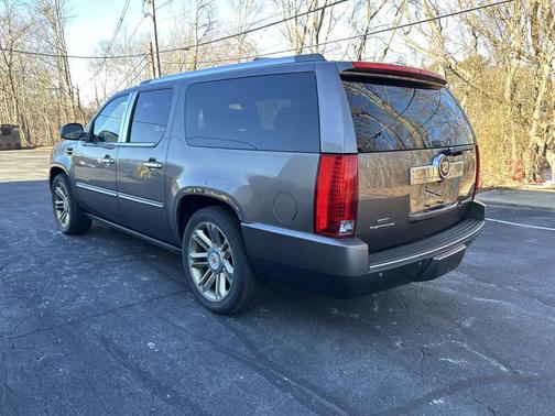 2012 Cadillac Escalade ESV Platinum Edition