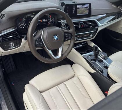 2017 BMW 530 530i Sedan