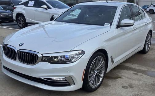 2017 BMW 530 530i Sedan