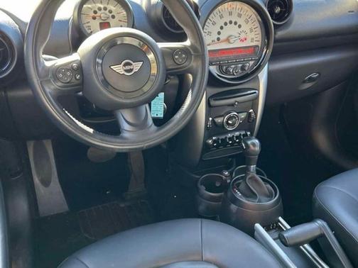 2014 MINI Countryman Cooper