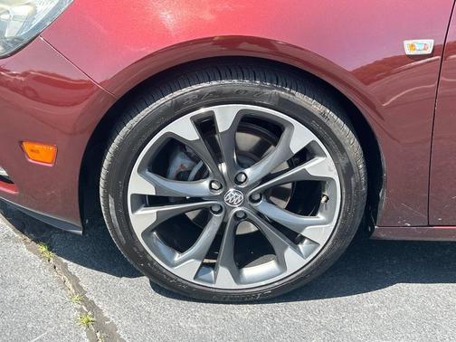 Rioja Red Metallic 2018 Buick Cascada Premium