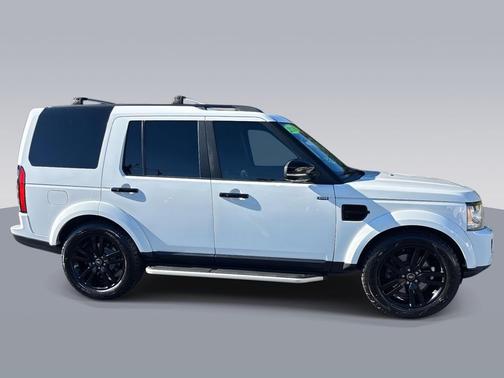 2016 Land Rover LR4 Base