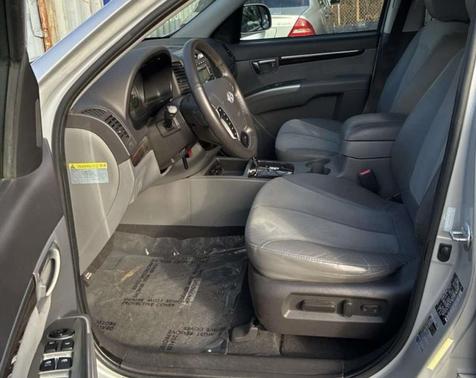 2011 Hyundai SANTA FE SE