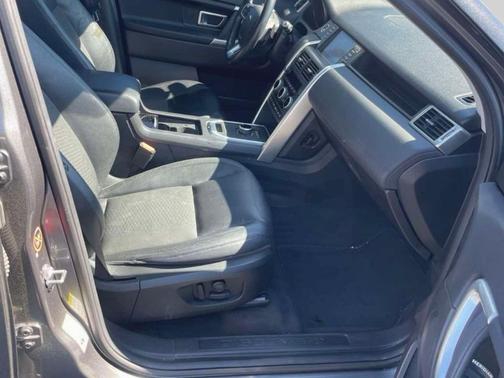 2017 Land Rover Discovery Sport SE