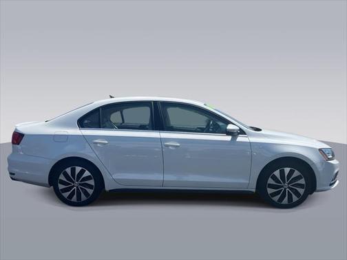 2016 Volkswagen Jetta Hybrid SEL Premium